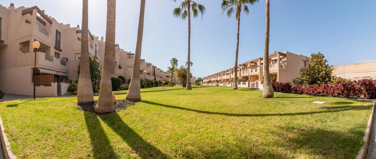 Homeforguest Apartamento En La Tejita Con Piscina, Terraza Y Wifi Granadilla De Abona Esterno foto